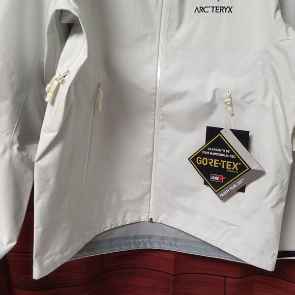 Arc'teryx Beta Series Beta LT JacketHooded Hardshell Men's Jacket - Picture 7 of 9